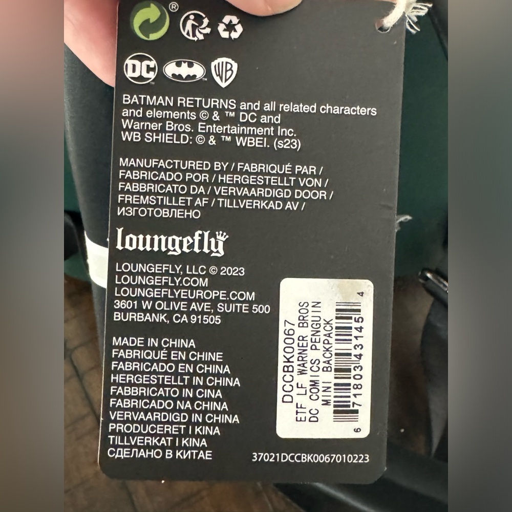 NWT Limited Edition Loungefly Marvel DC Comics Batman Penguin Backpack - Picture 7 of 7